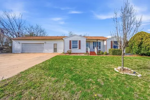 2813 La Monde Ter, Sansom Park, TX 76114