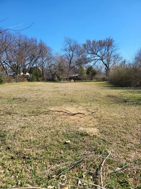 1000 N Bagley St, Dallas, TX 75211