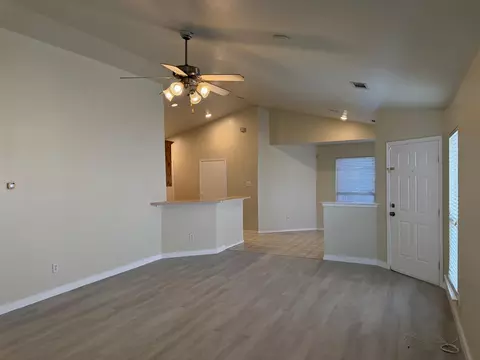 6360 Geneva Ln, Fort Worth, TX 76131
