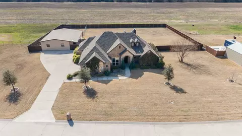 114 Skyview Ct, Caddo Mills, TX 75135