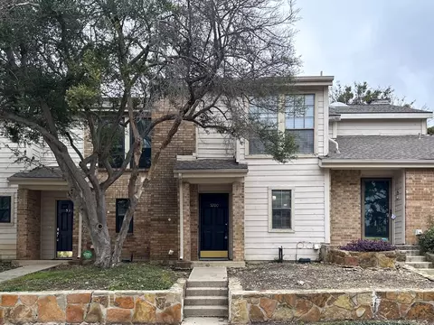 3635 Garden Brook Dr #5200, Farmers Branch, TX 75234