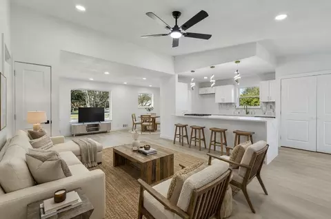 6858 Freemont St, Dallas, TX 75231