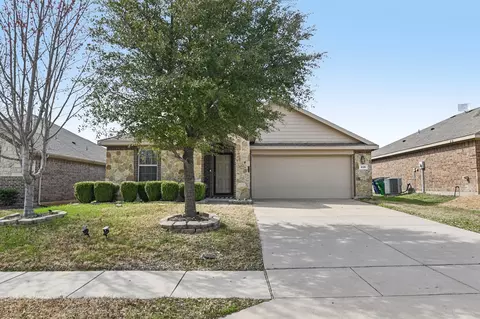 219 Chimney Rock Dr, Waxahachie, TX 75167