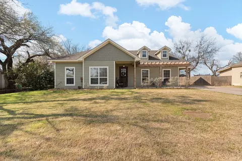 401 N Cleburne Whitney Rd, Rio Vista, TX 76093