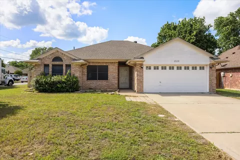 1526 Berry Patch Ln, Granbury, TX 76048
