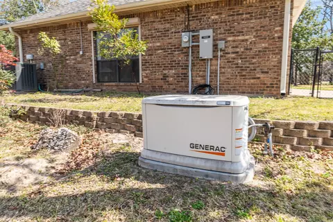 101 E Beverly Dr, Malakoff, TX 75148 photo 37