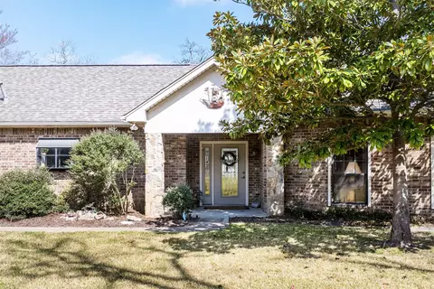 101 E Beverly Dr, Malakoff, TX 75148 photo 3