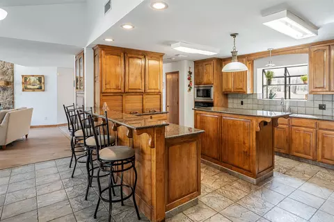101 E Beverly Dr, Malakoff, TX 75148 photo 11