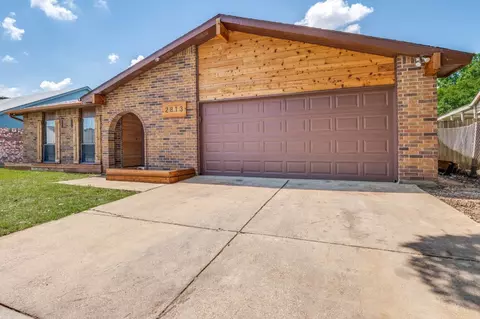 2813 Woodlark Dr, Fort Worth, TX 76123
