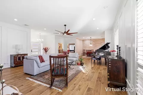 7736 Lone Moor Cir, Dallas, TX 75248