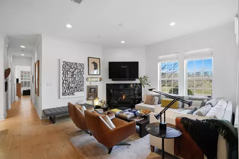 5005 Meridian Ln #1101, Addison, TX 75001