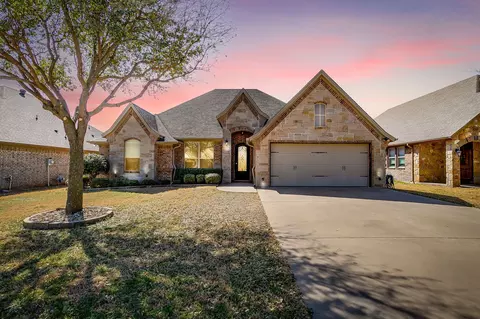 3303 Ferry Boat Ln, Granbury, TX 76049