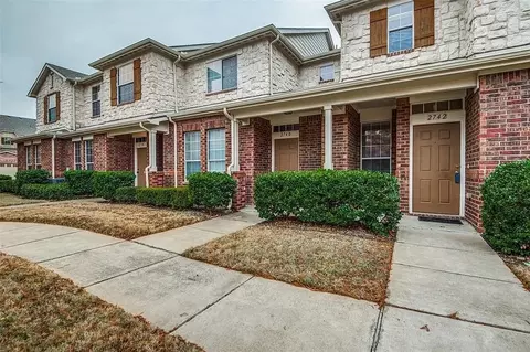 2742 Olympic Park Dr, Grand Prairie, TX 75050