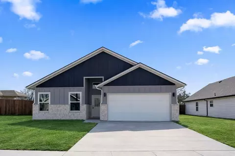 4501 Washington St, Greenville, TX 75401