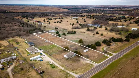 4042 Fm 85, Ennis, TX 75119