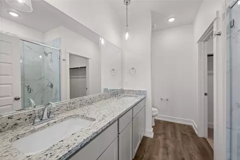 Bath - 3000 Teasdale Rd, Waco, TX 76655 photo 1 of 2