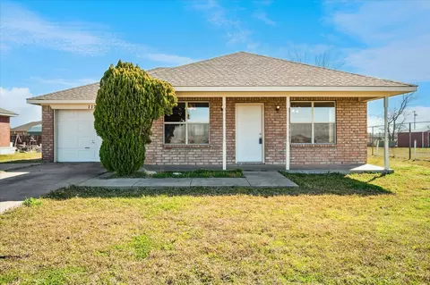 112 Sebastian Ln, Nevada, TX 75173
