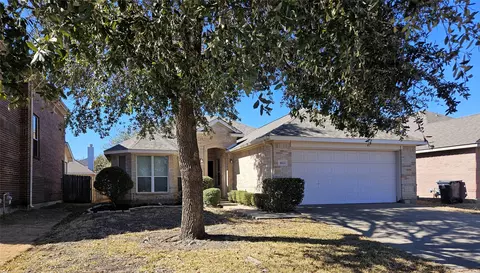 6622 Fairglen Dr, Arlington, TX 76002