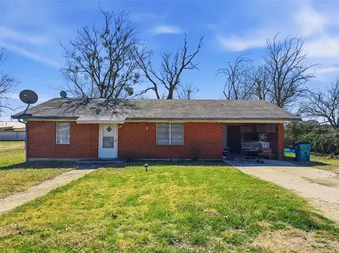367 W Allen St, Evant, TX 76525