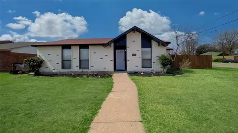 1921 Edna Smith Dr, Garland, TX 75040