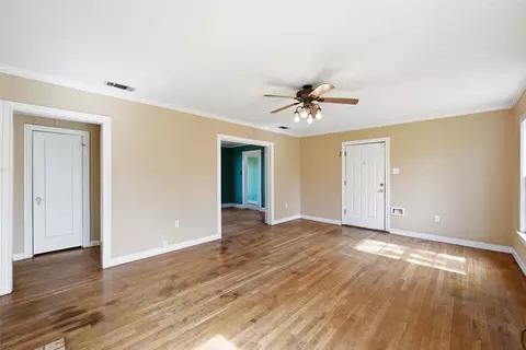 Living - 3005 Windsor Ave, Waco, TX 76708 photo 3 of 9