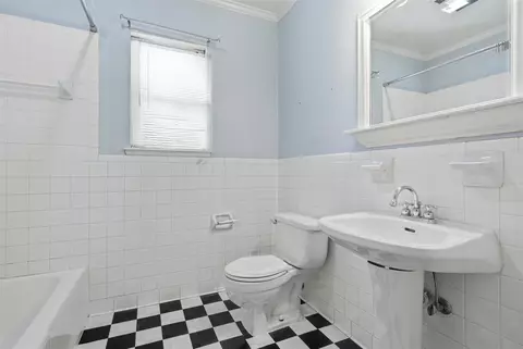 Bath - 3005 Windsor Ave, Waco, TX 76708 photo 2 of 3