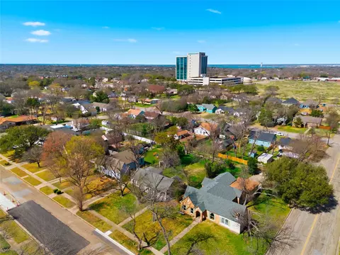 View/Area - 3005 Windsor Ave, Waco, TX 76708 photo 2 of 6