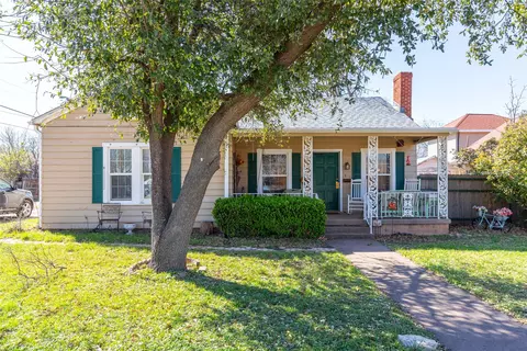 2433 S 11th St, Abilene, TX 79605