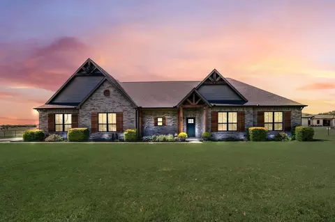 7739 Borth Rd, Sanger, TX 76266