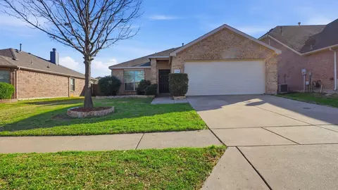 1116 Lake Hollow Dr, Little Elm, TX 75068