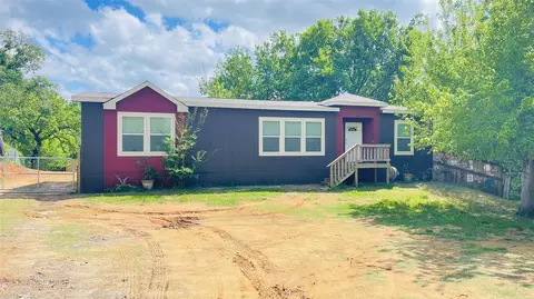 8394 Lake Rd, Mansfield, TX 76063