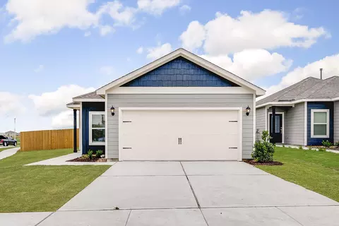 8317 White Wolf Trl, Ponder, TX 76259