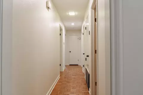 Entry Way - 3300 Loma Vista Dr, Waco, TX 76708 photo 4 of 4