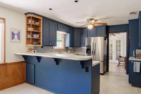 Kitchen - 3300 Loma Vista Dr, Waco, TX 76708 photo 1 of 3