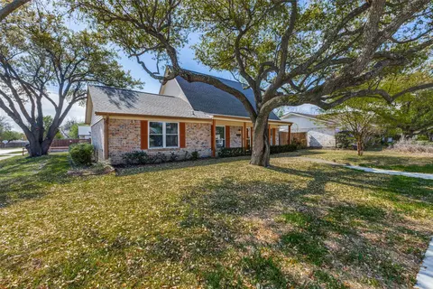 1002 Tahoe Dr, Garland, TX 75043