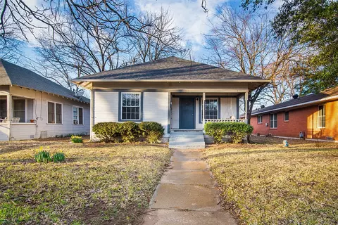 607 E Main St, Whitesboro, TX 76273