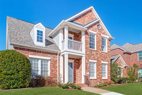 1727 E Branch Hollow Dr, Carrollton, TX 75007