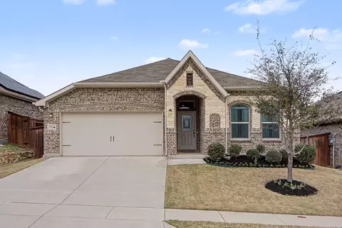 11701 Silver Queen Dr, Aubrey, TX 76227