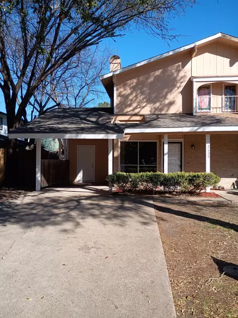 2620 Santa Barbara Dr, Grand Prairie, TX 75052