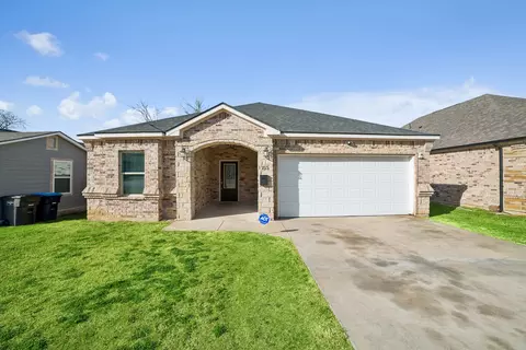 1253 E Jessamine St, Fort Worth, TX 76104