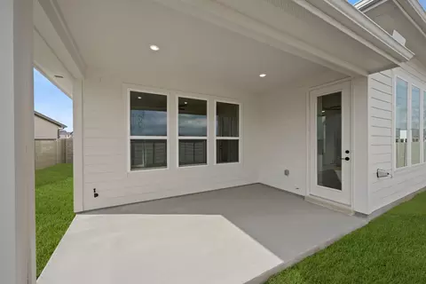Exterior - 1562 Ginger Ln, Argyle, TX 76226 photo 5 of 5