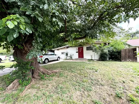 1007 N 17th St, Temple, TX 76501