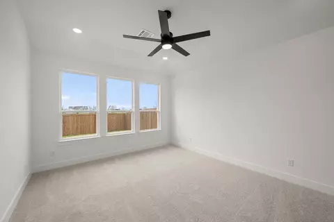 Bedroom - 1725 Nesting Robin Ln, Krum, TX 76249 photo 1 of 6