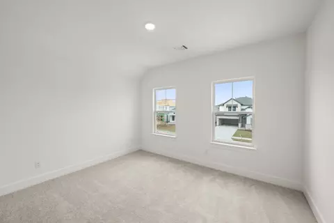 Bedroom - 1725 Nesting Robin Ln, Krum, TX 76249 photo 5 of 6