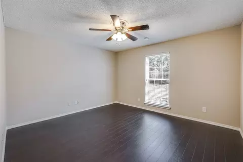 Bedroom - 4129 Hackmore Loop, Irving, TX 75061 photo 1 of 4