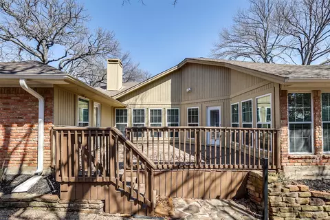 Exterior - 4129 Hackmore Loop, Irving, TX 75061 photo 4 of 5