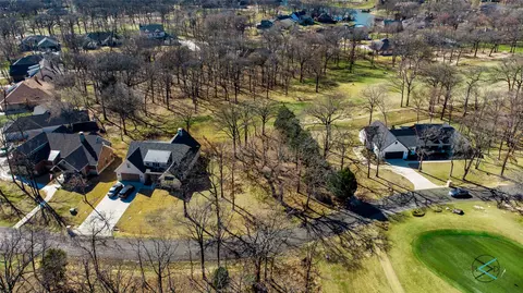 237 Colonial Dr, Mabank, TX 75156 photo 2