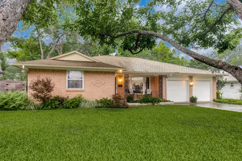 8306 Stonycreek Dr, Dallas, TX 75228