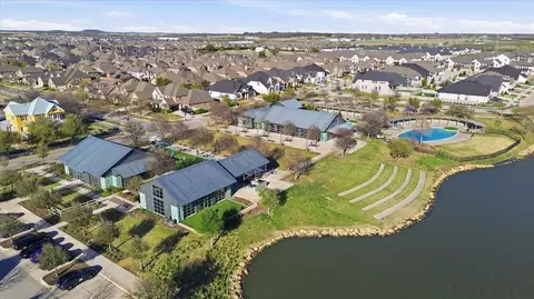 View/Area - 813 8th St, Argyle, TX 76226 photo 4 of 4