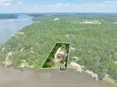 800 Camp Cypress Trl, Winnsboro, TX 75494